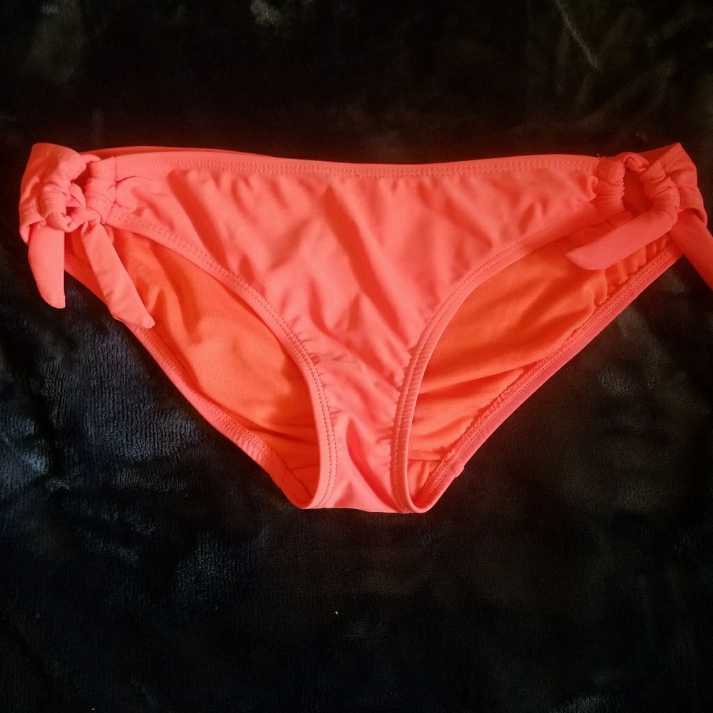 Bikini bottoms